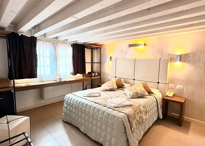 Al Canal Regio - Gasthof 3*