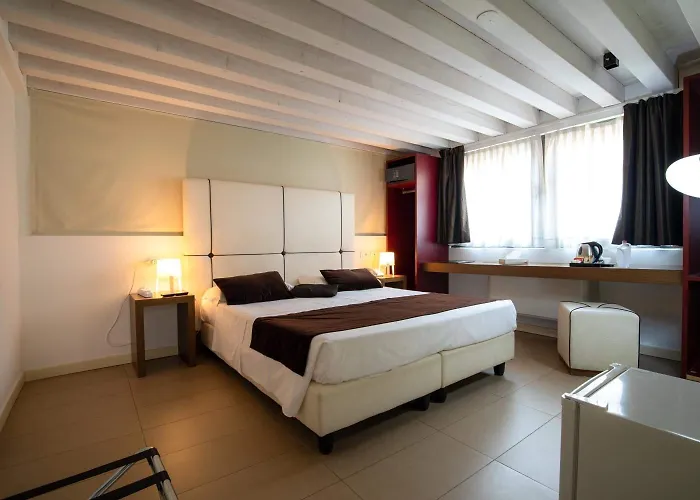 Al Canal Regio - 3* Venedig